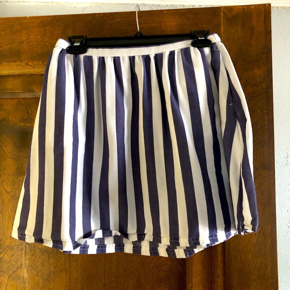 LC Lauren Conrad skirt